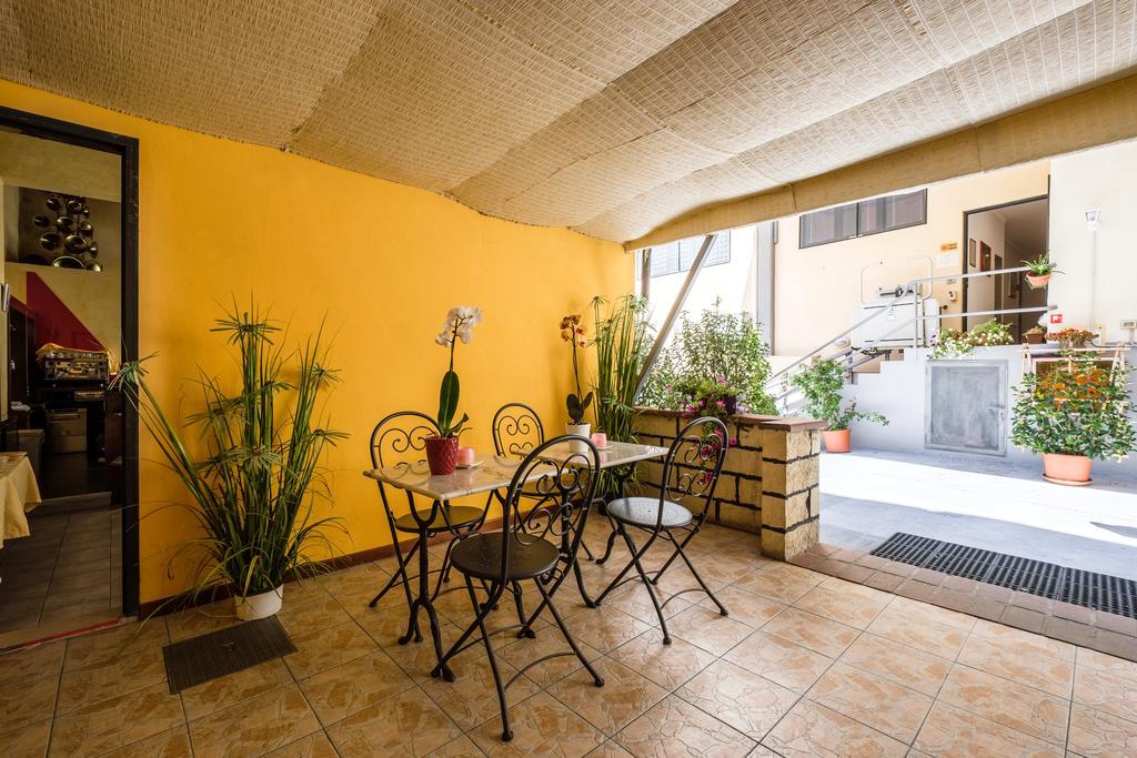 Hotel Firenze 2000 Luaran gambar